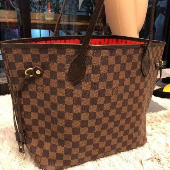 Louis Vuitton Handbags - LV never full mm
